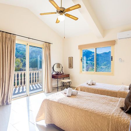 Villa Aquavitus Pachyammos Ngoại thất bức ảnh