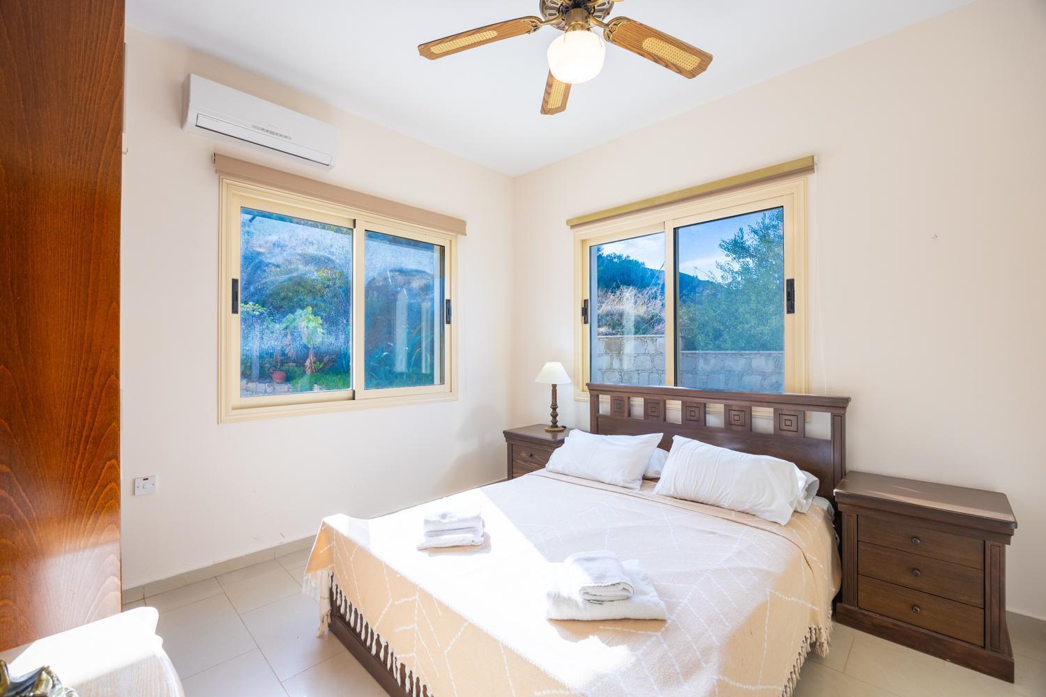 Villa Aquavitus Pachyammos Ngoại thất bức ảnh